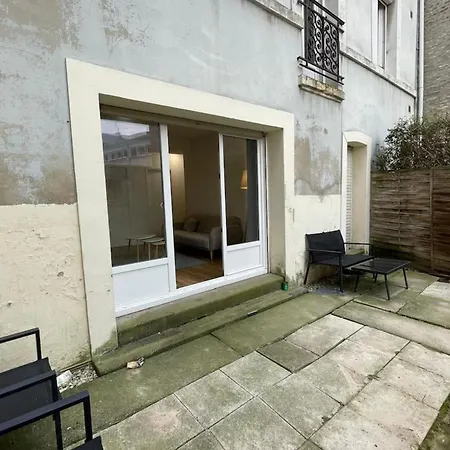 Le Chaleureux Collard לה האברה